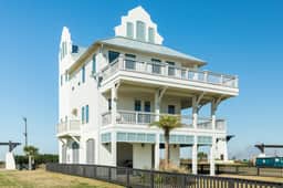 Cake by the Ocean at Seagrass - Image 4