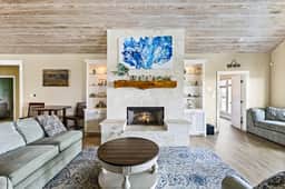 Beachfront Hideaway - Image 3