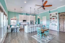 Southern Paradise - Image 4