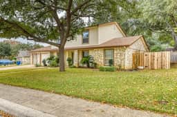 Three King Beds, Private Pool And Dog Friendly - Image 4