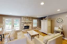 Three King Beds, Private Pool And Dog Friendly - Image 5