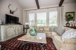 Century Oak House - Main - Image 2