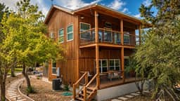 Frontier Ranch Retreat - Image 2
