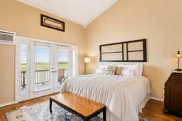 Texas Living - Image 4