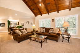 Vista Ridge Hideaway - Image 4