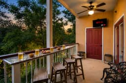 Gruene Envy - Unit 107 (The Village at Gruene) - Image 4