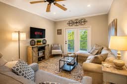 Gruene Envy - Unit 107 (The Village at Gruene) - Image 3