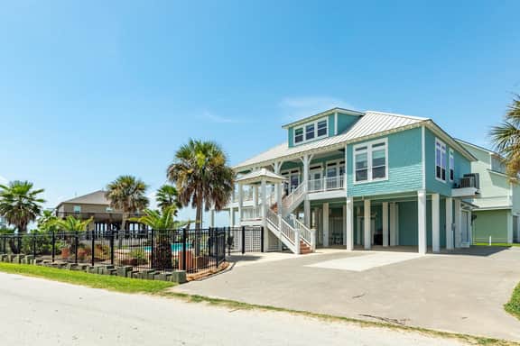 Seaside Luxe - Image 5