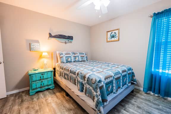 Barefoot Bungalow - Image 4