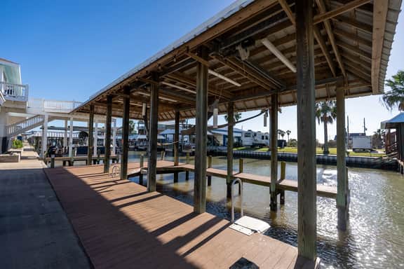 Redfish Retreat - Image 2