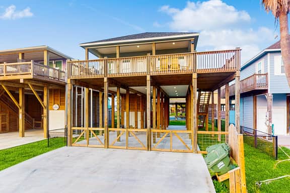 Sunset Shores Cottage - Image 3