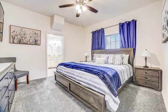 Midtown Farmhouse - Image 4