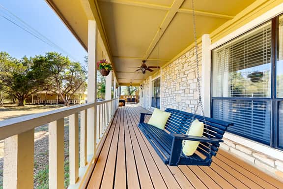 Meadow Creek House - Image 5