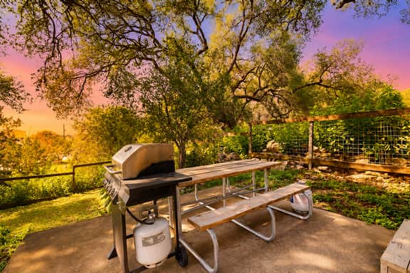 Longhorn Lake House - Image 4