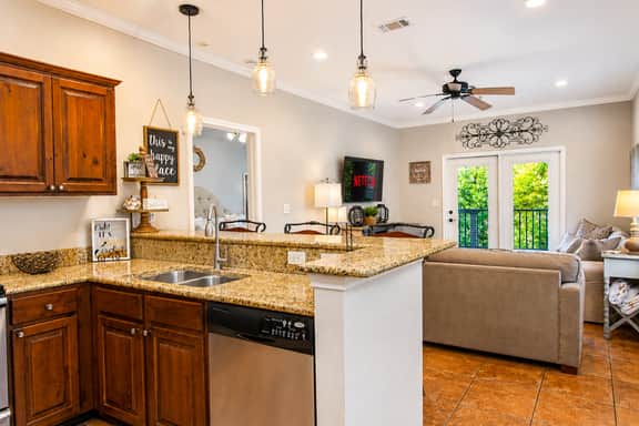 Gruene Envy - Unit 107 (The Village at Gruene) - Image 5