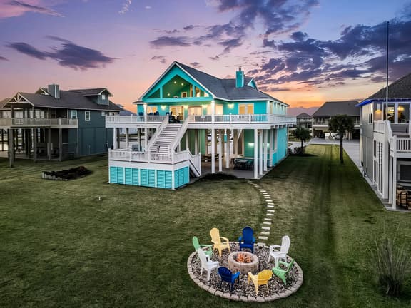 Beachfront Hideaway - Image 1