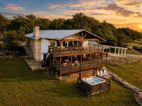 Grand River Retreat - Image 1