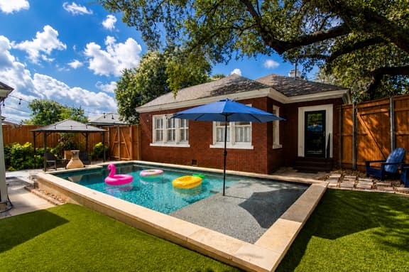 Historic SA  Beauty - Image 1