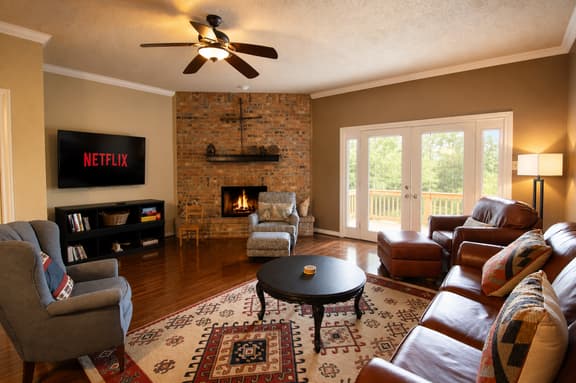 Texas Living - Image 1