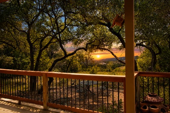 Vista Ridge Hideaway - Image 1