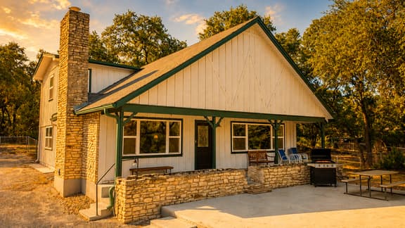 Deer Ridge - Image 1