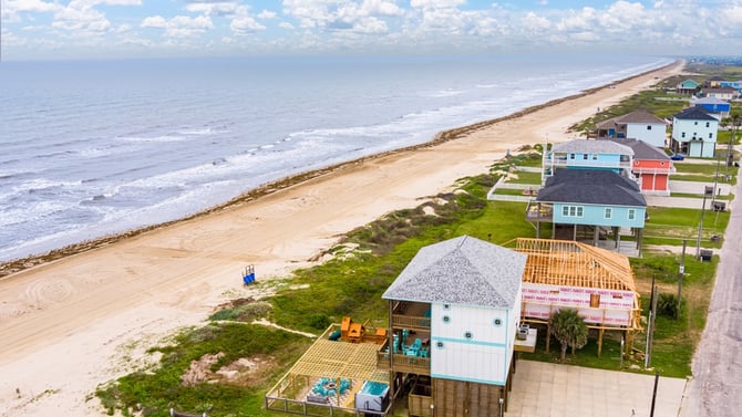 Crystal Beach vs. Port Aransas: Which Texas Beach Is Right for You?